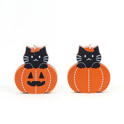 Click here to see Adams&Co 50465 50465 4x4x1 reversible wood cutout (CAT PUMPKIN) multicolor The Adams Family Collection