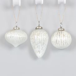 Click here to see Adams&Co 71334 71334 3x3x3 glass ornaments s/3, white  Sundara Collection