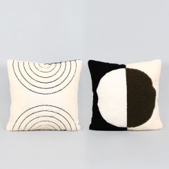 Click here to see Adams&Co 15851 15851 16x16 reversible pillow (CIRCLES) multicolor  NEUTRAL MOD COLLECTION