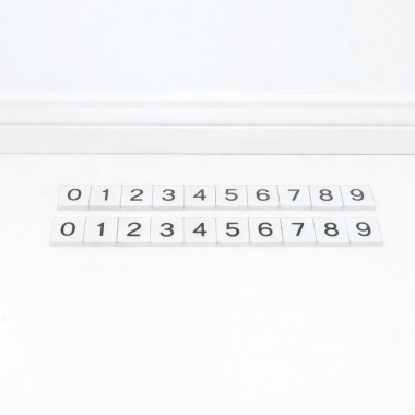 Click here to see Adams&Co 15115 15115 20 pieces 2x2x.25 (NUMBERS) white, black Letterboard Collection