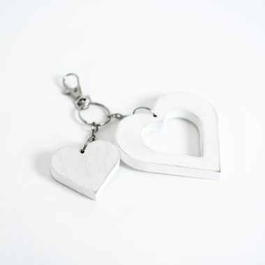 Click here to see Adams&Co 20068 20068 3.25x3x.5 wd keychain (HRT) white