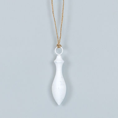 Click here to see Adams&Co 71146 71146 1x6x1.25 wood cutout ornament (ICICLE) white Winter Wishes Collection