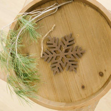 Click here to see Adams&Co 71113 71113 6x7x.25 wood cutout ornament (SNOWFLAKE) brown