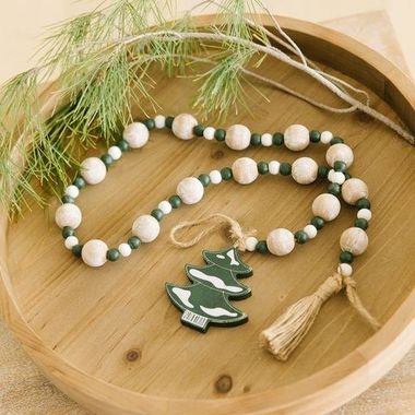 Click here to see Adams&Co 75539 75539 35x3.5x1 wd bead grlnd w/tassels (TREE) white, green, natural