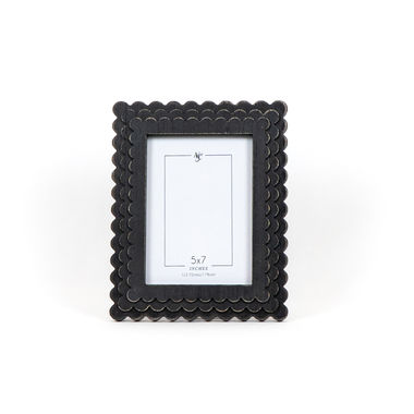 Click here to see Adams&Co 11804 11804 8x10x.1 wood photo frame (SCALLOP) black (5x7) Scalloped Frames Collection