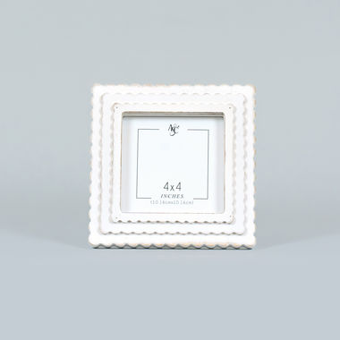 Click here to see Adams&Co 11846 11846 6x6x1 wood photo frame (SCALLOP) white (4x4)  Scalloped Frames