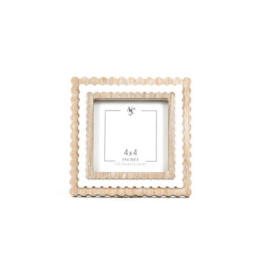 Click here to see Adams&Co 11847 11847 6x6x1 wood photo frame (SCALLOP) natural, white (4x4)  Scalloped Frames