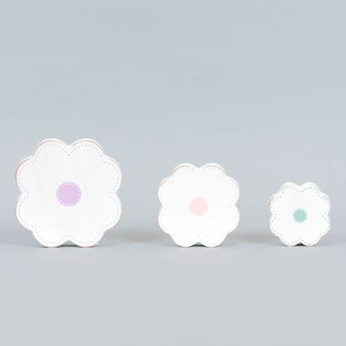 Click here to see Adams&Co 30300 30300 4x5x.5 wood cutout shapes set of three (FLOWERS) multicolor Cottontail Collection
